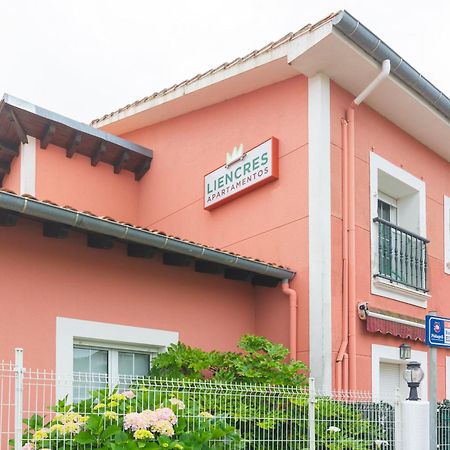 Liencres Apartamentos Eksteriør billede